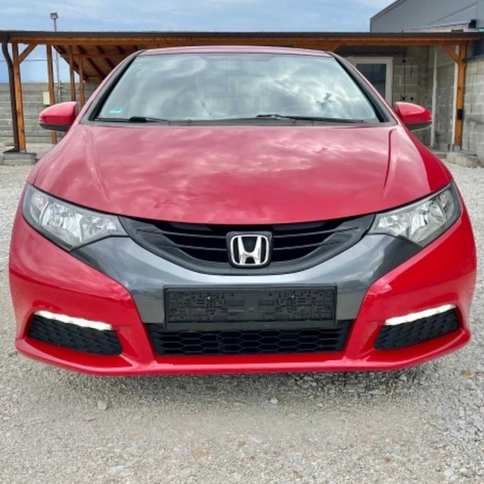 Мазда 2-греди-багажник -thule хонда сивик