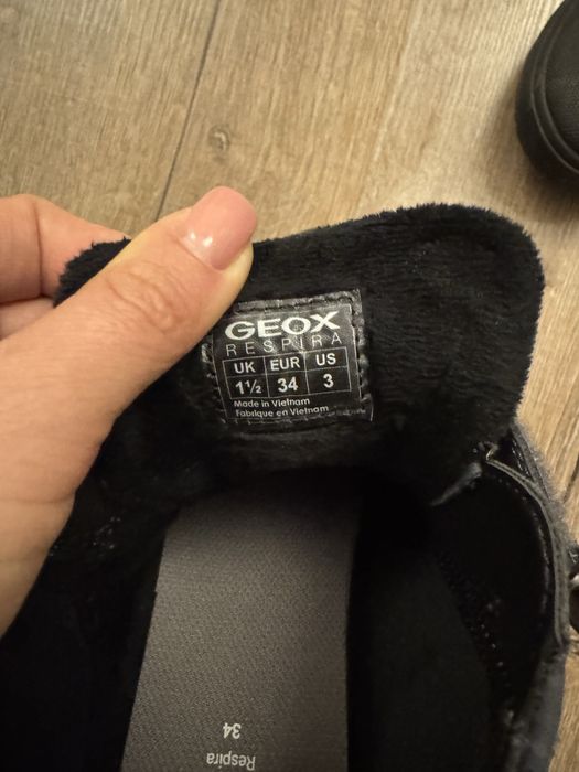 Продам ботиночки Geox 34 р-р