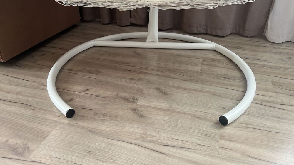 Продам Кресло-кокон,качалка.