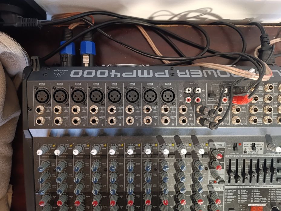 Beringer пулт 1600вата