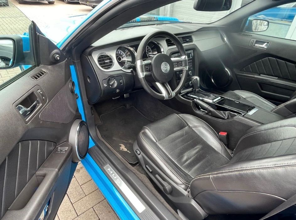 Ford Mustang 3.7L v6 , automat, 2013, Import SUA