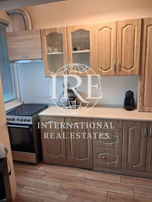 3-стаен в Варна-Лятно кино Тракия площ 78 цена 180000