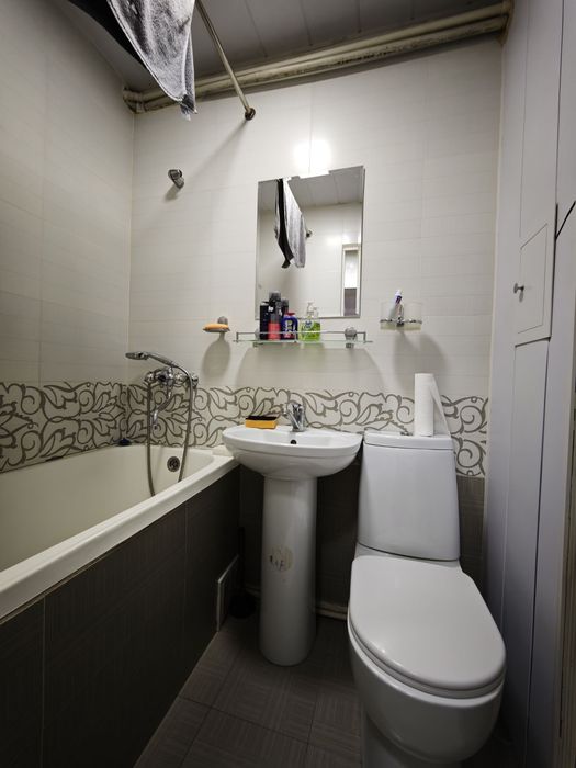 Сдаётся квартира Метро Хамза, новая, Катартал 1/1/4