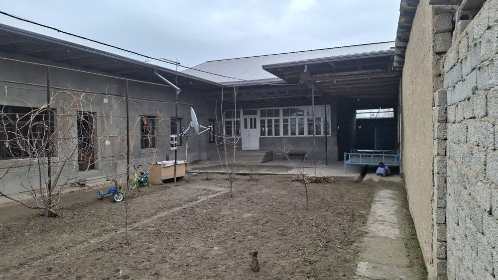 Участка сотилади