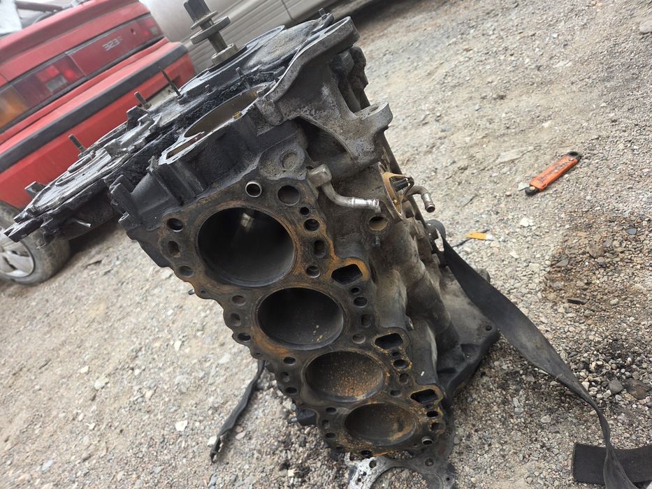 Двигатель на Toyota 1 KZ