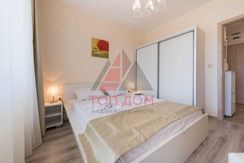 Дава се под наем Двустаен апартамент в Варна, Аспарухово - 67 кв.м за 550 € - Снимка #3