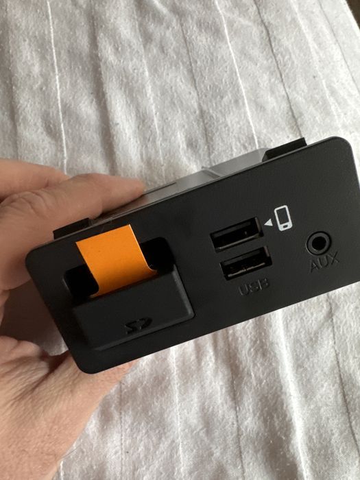 Hub USB Apple Carplay / Android Auto - Mazda TK78669U0C