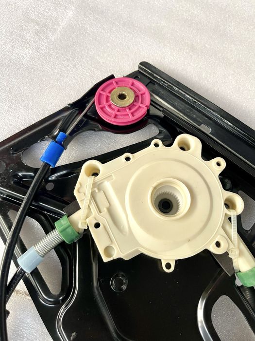 Передний стеклоподъемник (механизм) BMW E38 БМВ Е38