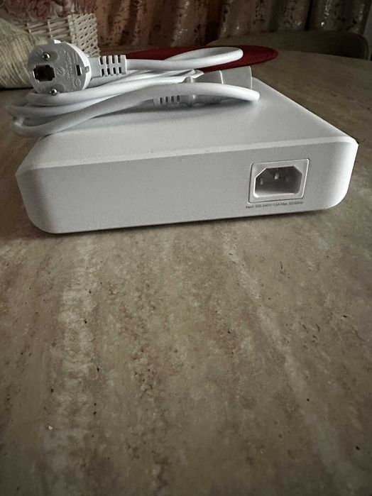 UniFi Switch Lite 16 PoE (USW-Lite-16-PoE)