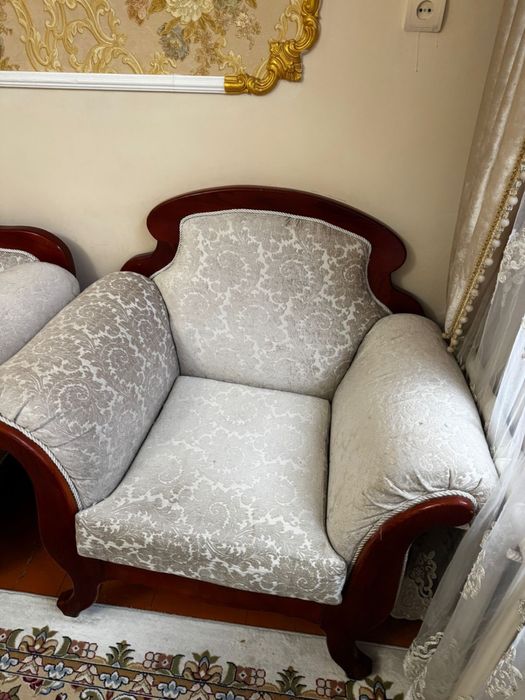 Продам диван,мебель для гостиной