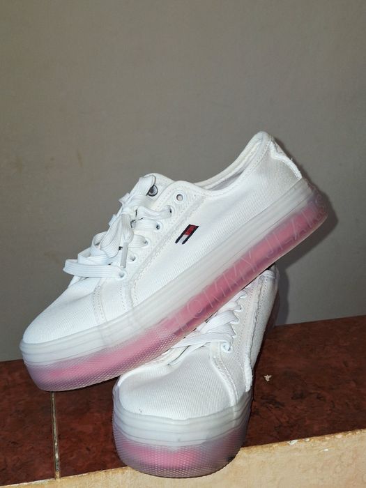 Teniși Tommy Jeans Siren Flatform – Alb/Roz – Mărimea 36