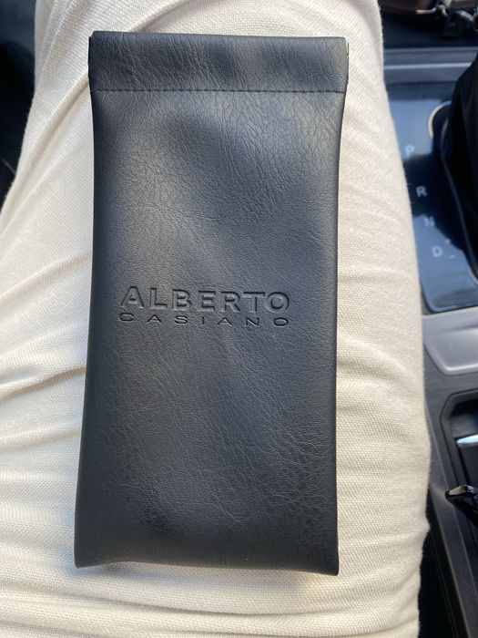 Alberto Casiano очки