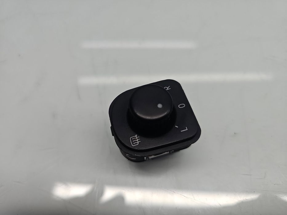 Buton reglaj oglinzi Volkswagen Passat B7 (365) [Fabr 2010-2014] 1K095