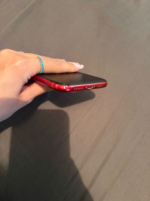 Iphone 11 Red 64 GB