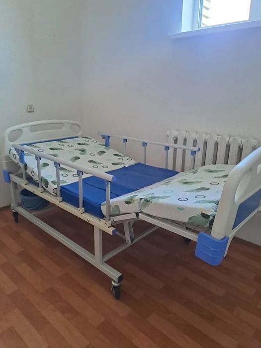 Кровать медицинская