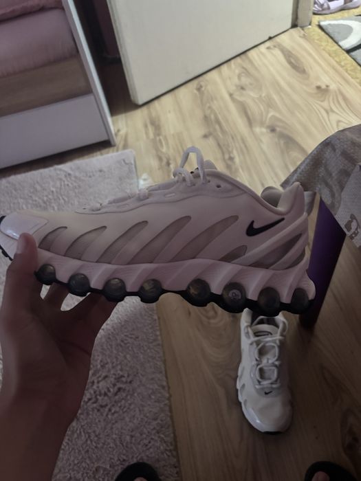 nike dn нови обувки