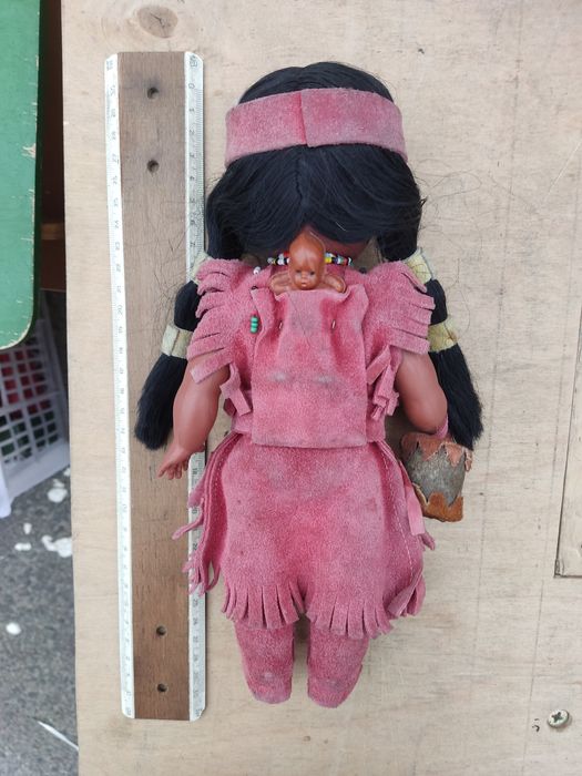 Кукла винтажная индейская девочка.Канада