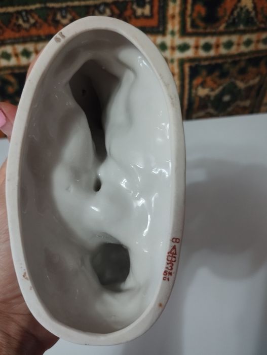 Фарфоровая статуэтка. Тематика: балет