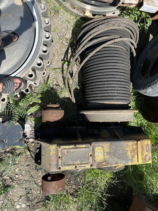 промышленных лебедок разной мощности