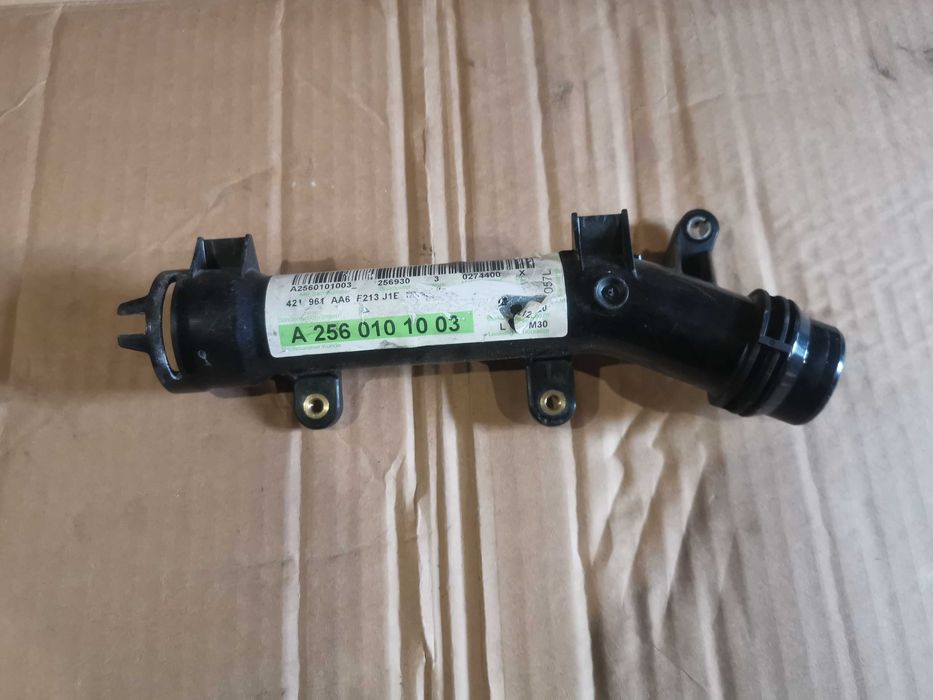 Тръба охлаждане двигател Mercedes E Class W213