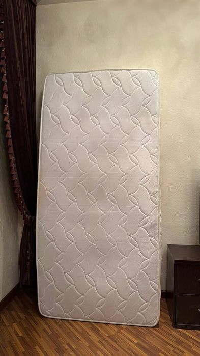 Матрас 1,5спальный