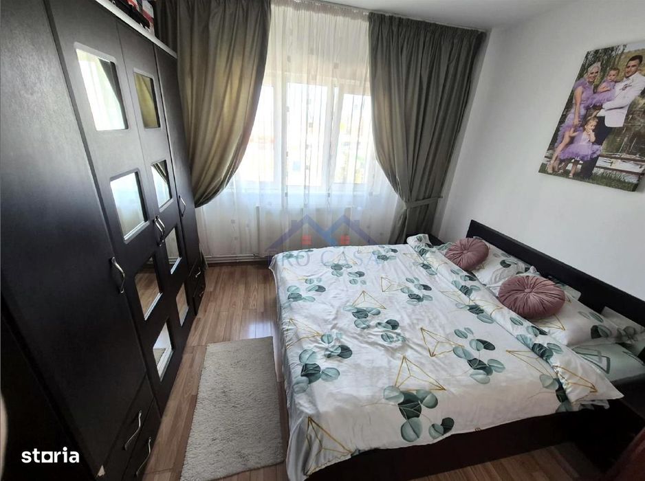 Apartament 2 camere decomandat, Cetate, et.3