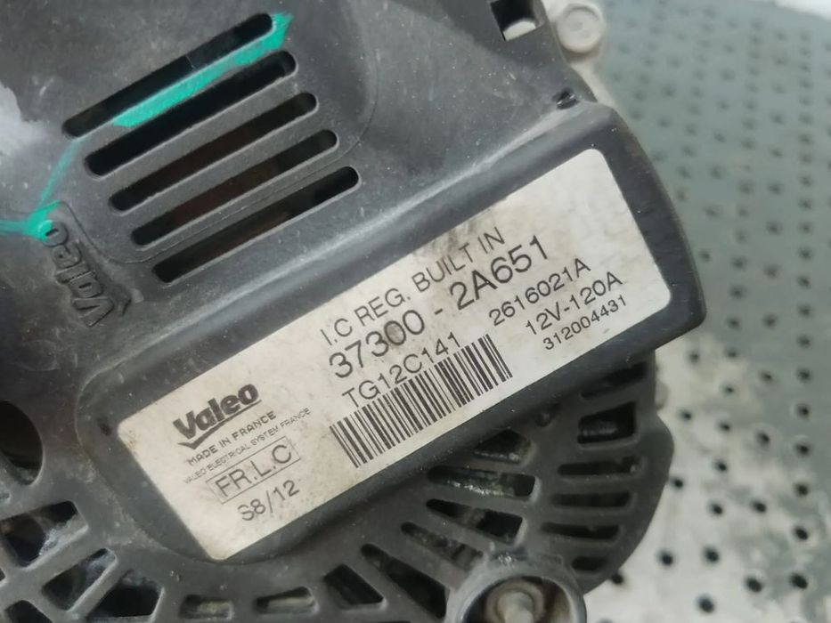 alternator  1.4 crdi d4fc hyundai ix20 kia venga   37300-2a651 -cu defect