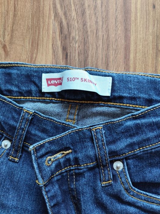 2 броя дънки Levi's