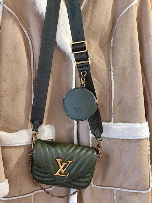 Louis Vuitton универсален аксесоар crossbody чанта от телешка кожа