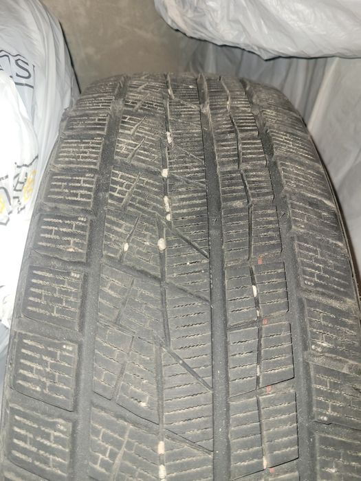 Продам автошины 225/60R18
