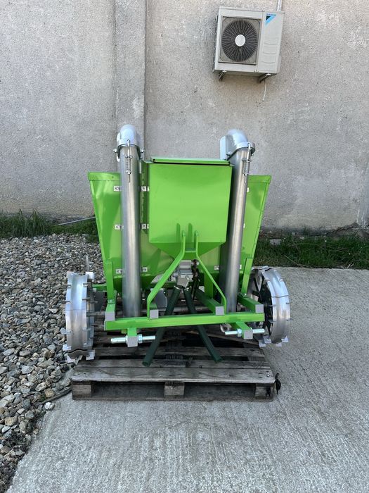 Plantator Cartofi Bomet