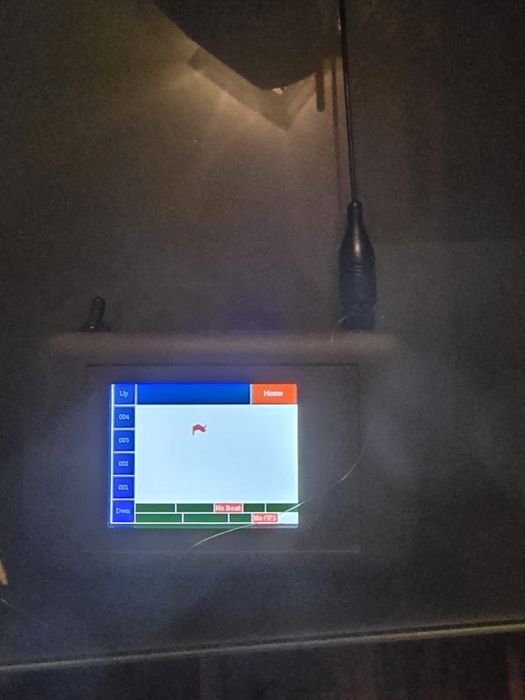 Лодка за захранка Carp Madness