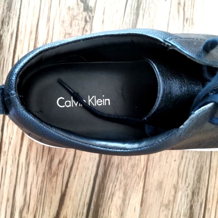 ! Оригинални сникърси Calvin Klein