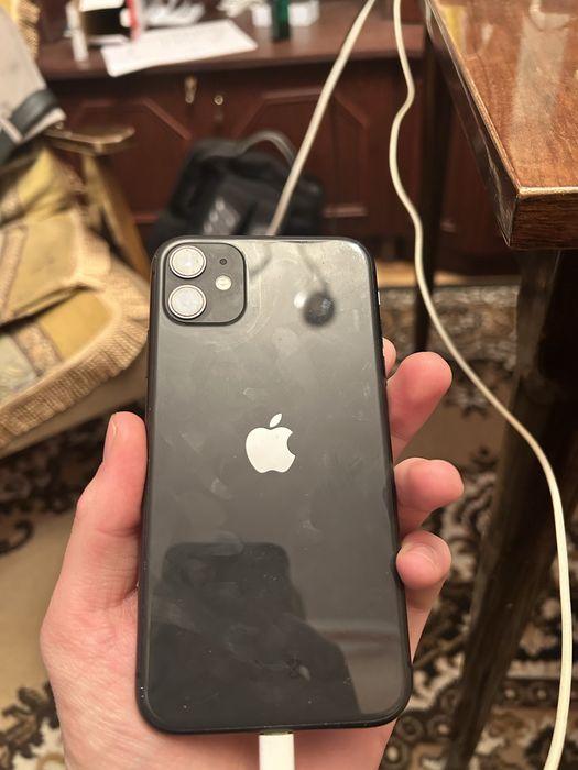 IPhone 11 128gb.
