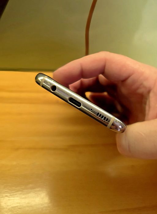 Продам Samsung S8