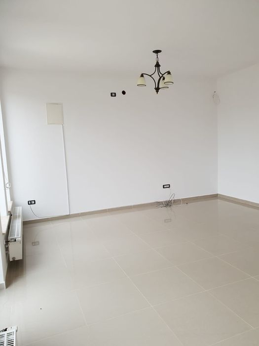 Spatiu de inchiriat-ultra central cu toate utilitatile necesare