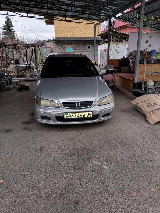 Хонда Акорд 1999г