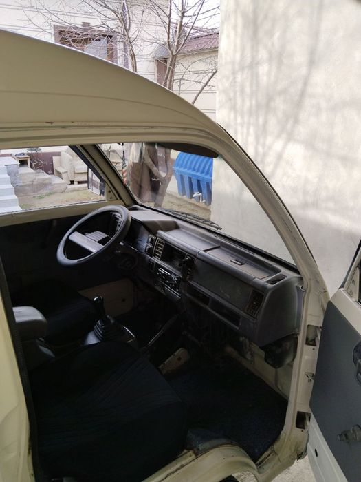 Дамас  сотилали  1996 йил.