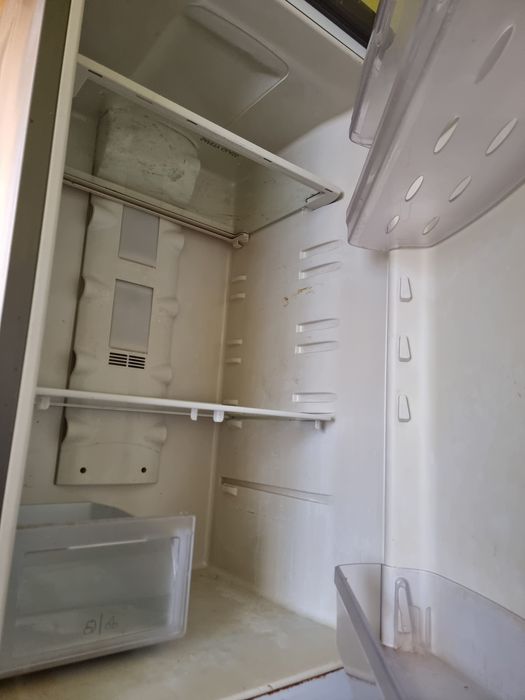 Хладилник Hotpoint Ariston INOX пълен No Frost !