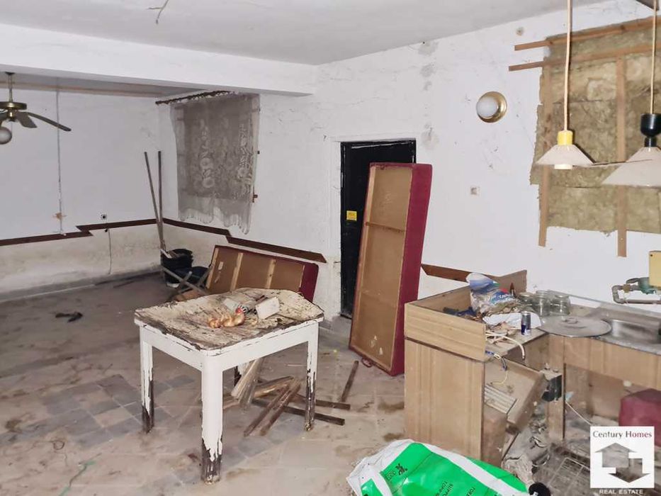 120348 Селски имот с огромен потенциал, Първомайци, Велико Търново