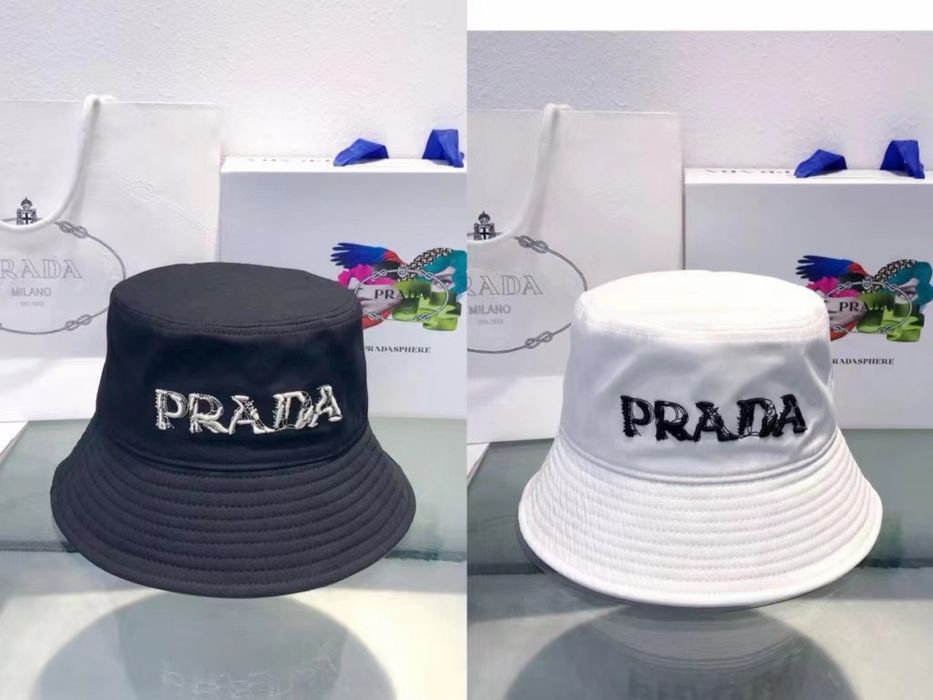 Шапки на Prada ,Dior, Gucci, и др