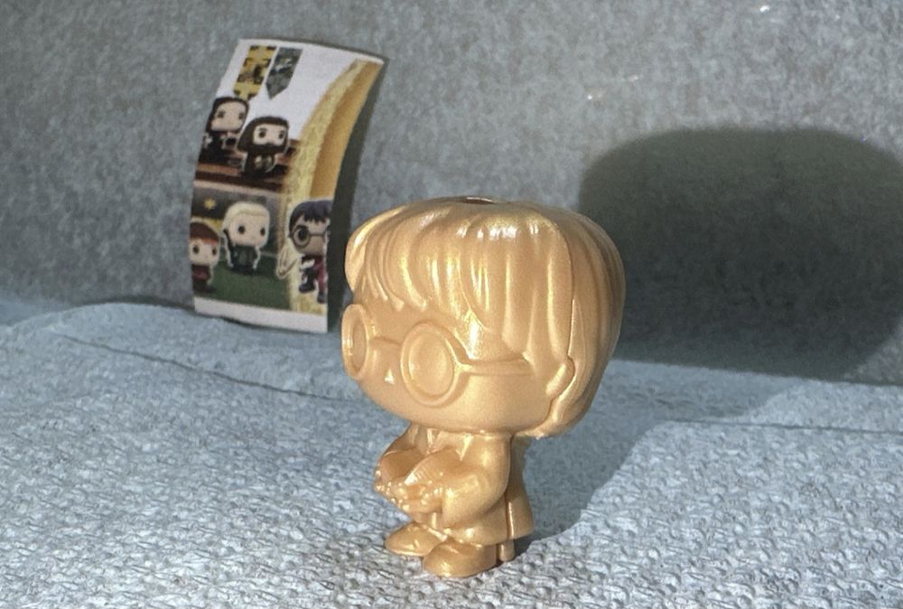 Figurina rara de colectie Harry Potter gold