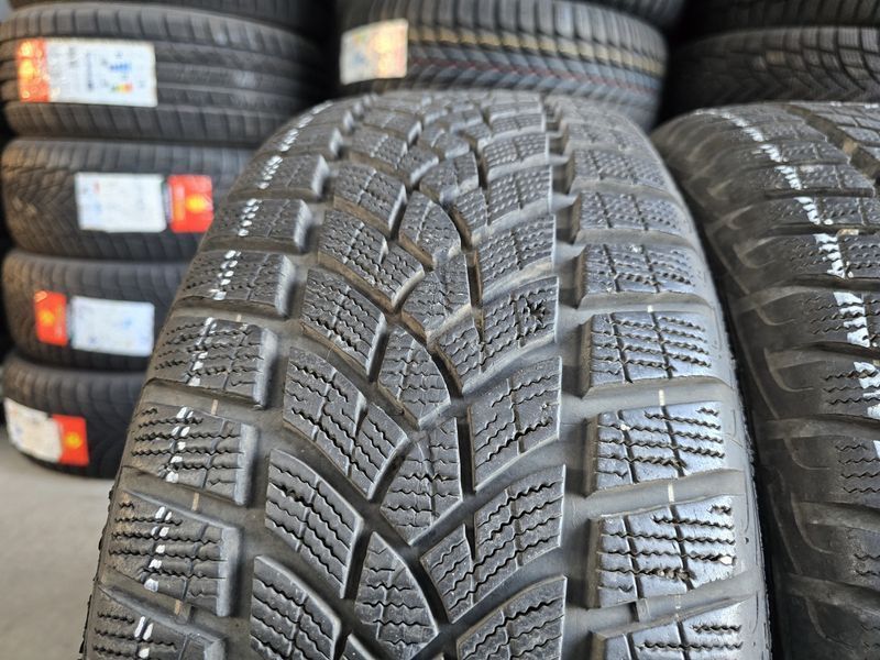 215/55/17 GOODYEAR 4бр