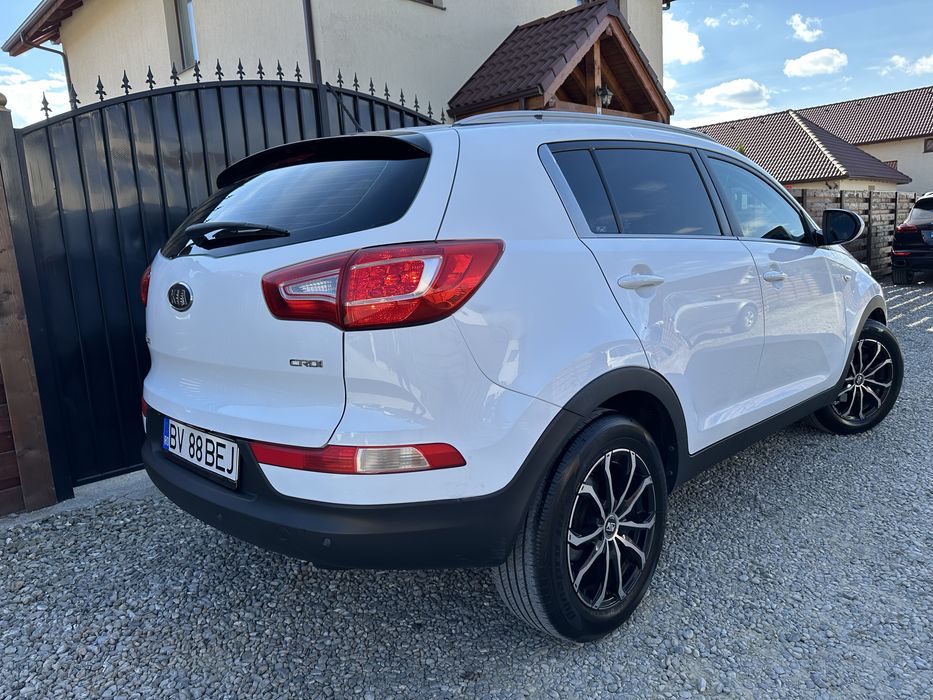 KIA Sportage 2011 — imagine 4