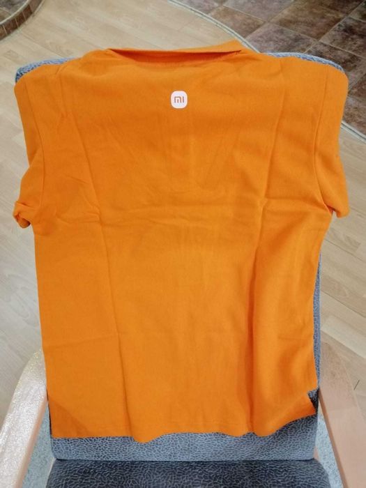 футболка-поло от Xiaomi