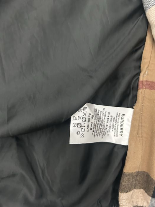 Зипка Burberry.