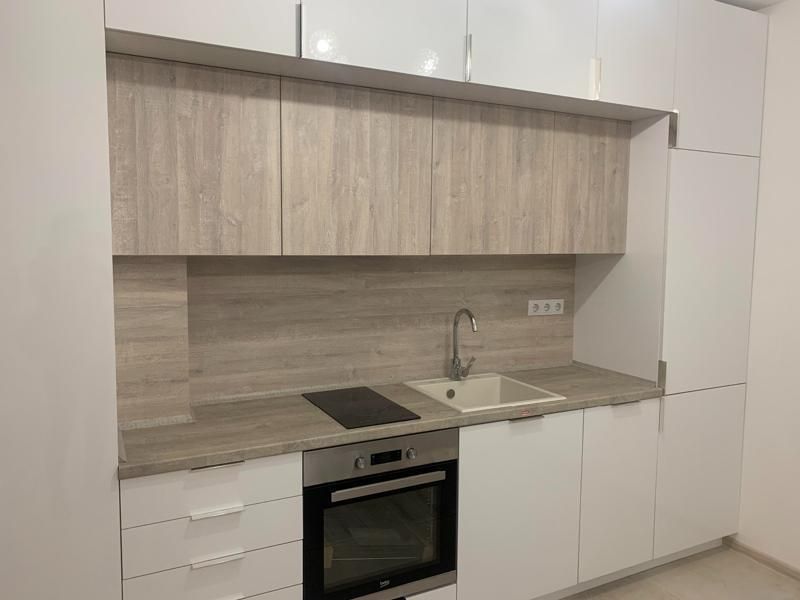 Дава се под наем Двустаен апартамент в София, Кръстова вада - 60 кв.м за 799 € - Снимка #2