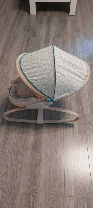 Balansoar Electric pentru Bebelusi