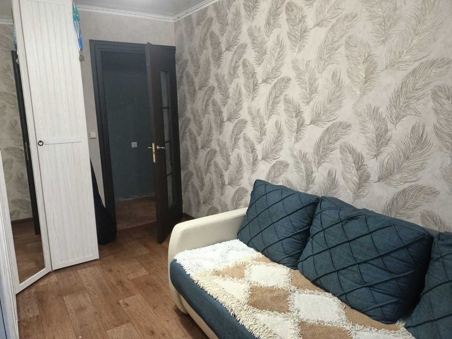 продам двух комнатную квартиру