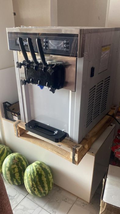 Мороженое аппарат